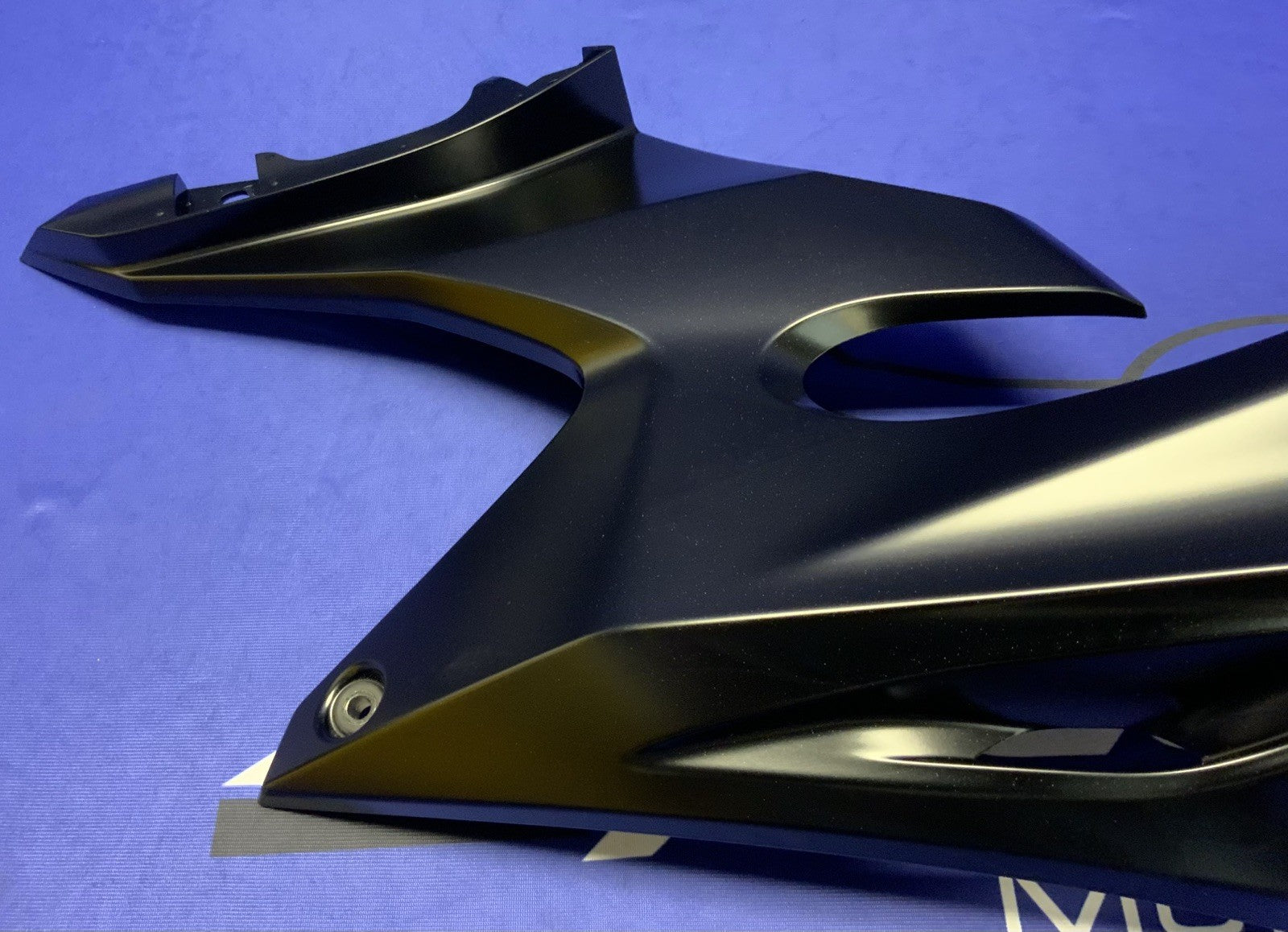 Yamaha Left Upper Fairing (Raven Black) YZF-R6 2017-2026 OEM BN6-2117V-00-P1