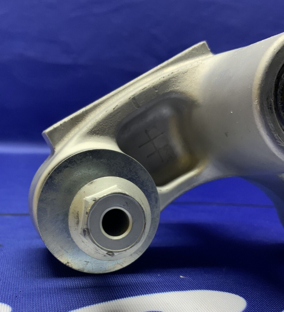 Suzuki Rear Shock Linkage/ Dog bone GSX-R 600/750 2004-2005 OEM 62600-35880