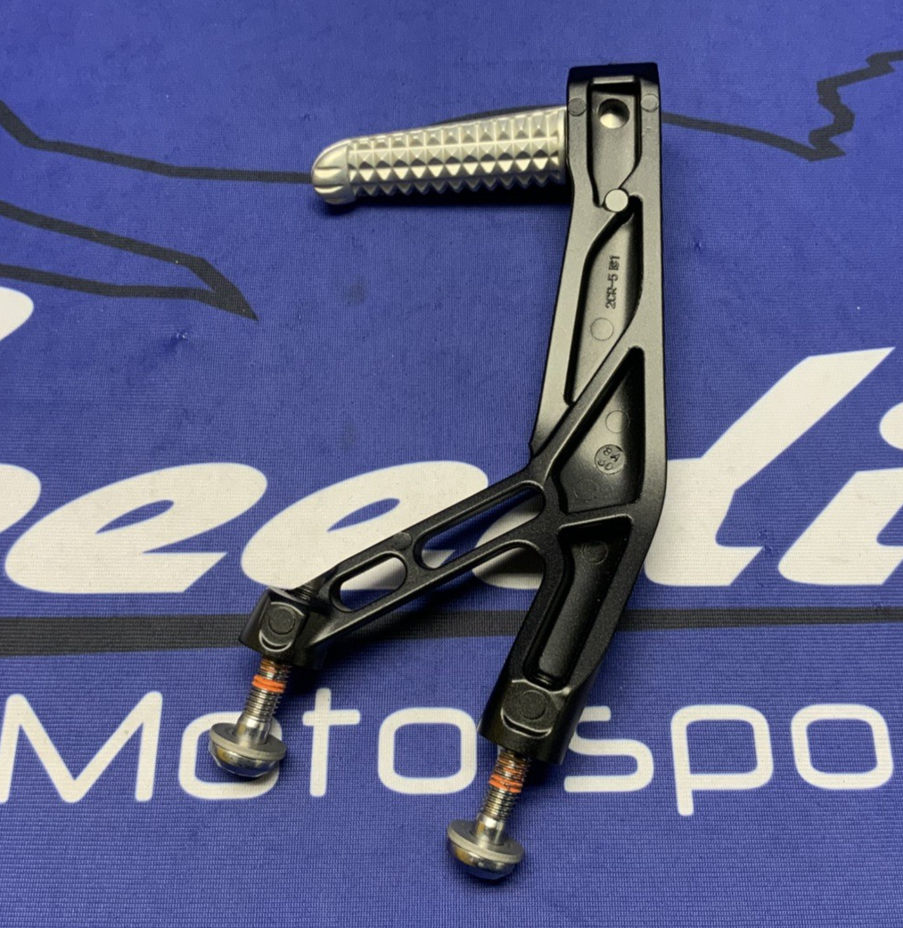 Yamaha Right Passenger Foot Rest YZF-R6 2017-2024 OEM 2CR-2742L-01-00