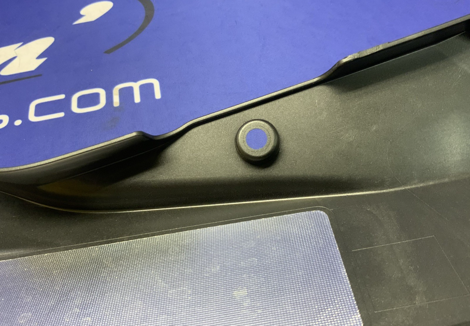 Suzuki Right Complete Fairing (Black) GSXR 600/750 2011-2026 OEM 94450-14JA0-44X