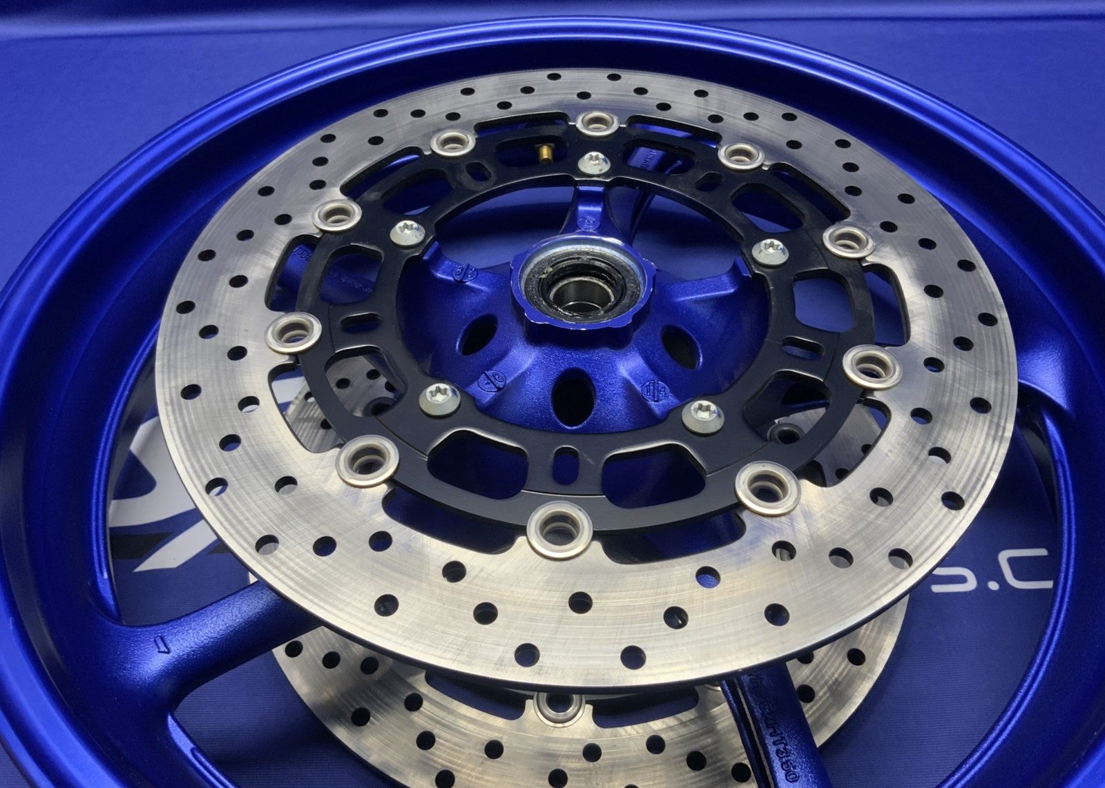 Yamaha Front Wheel Assembly (Blue) YZF-R6 2008-2016 OEM 5SL-25168-00-P3
