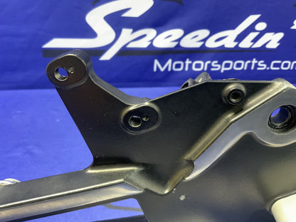 Kawasaki Right Muffler Stay W/ Front/Rear Footrest ZX1000A 86-87 OEM 35011-1250