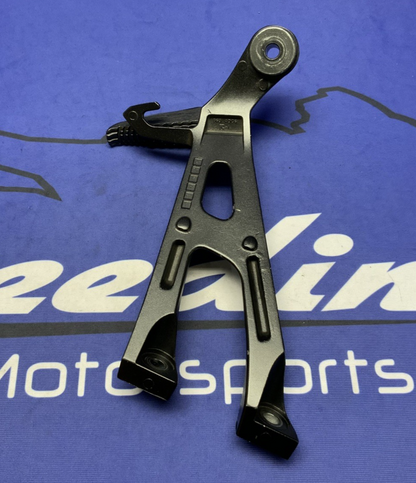 Suzuki Right Passenger Foot Rest GSXR 1000 2015-2016 OEM 43700-47H40