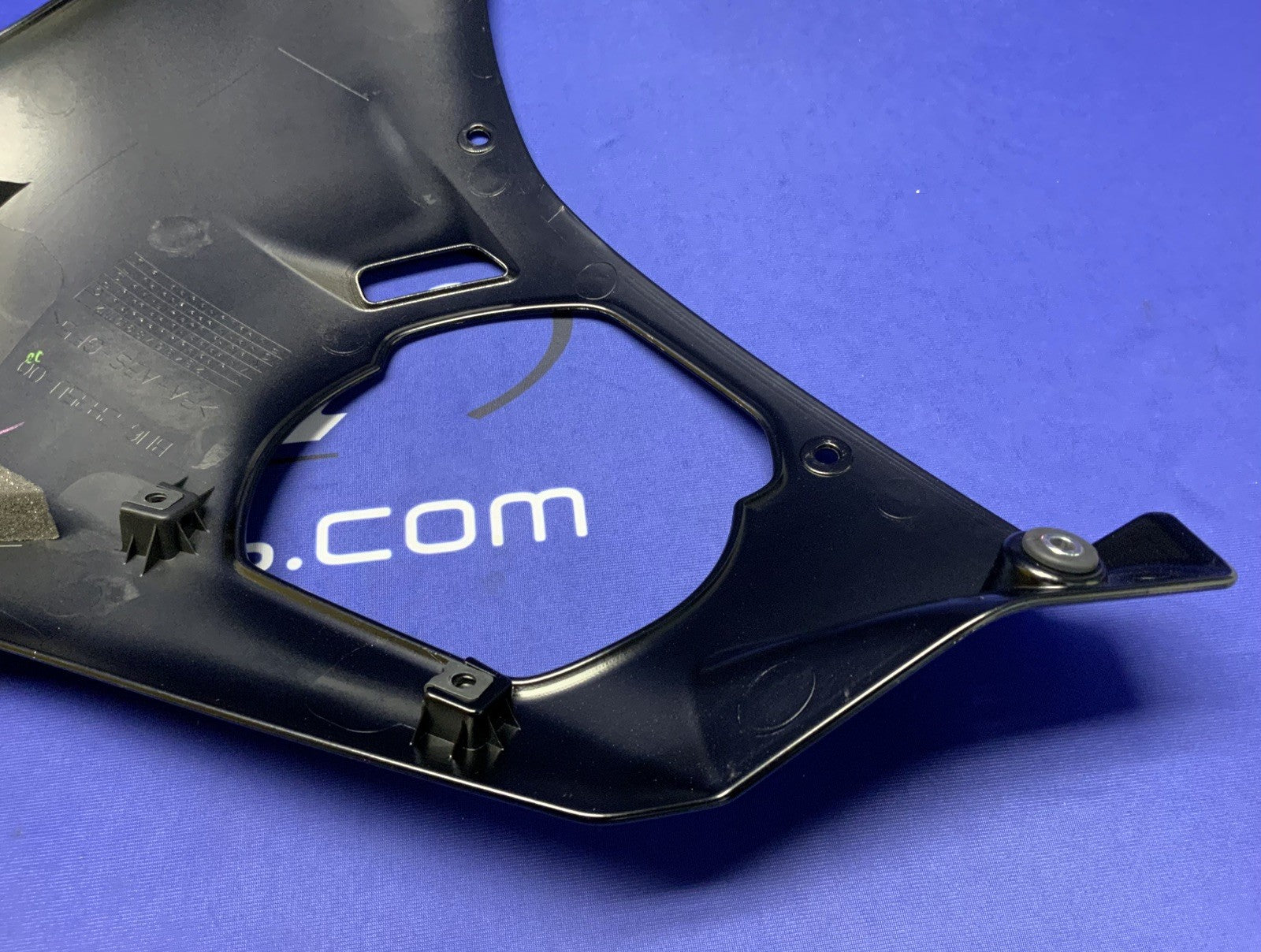 Yamaha Left Fairing (Raven Black) YZF-R6 2017-2026 OEM BN6-2835U-00-P1