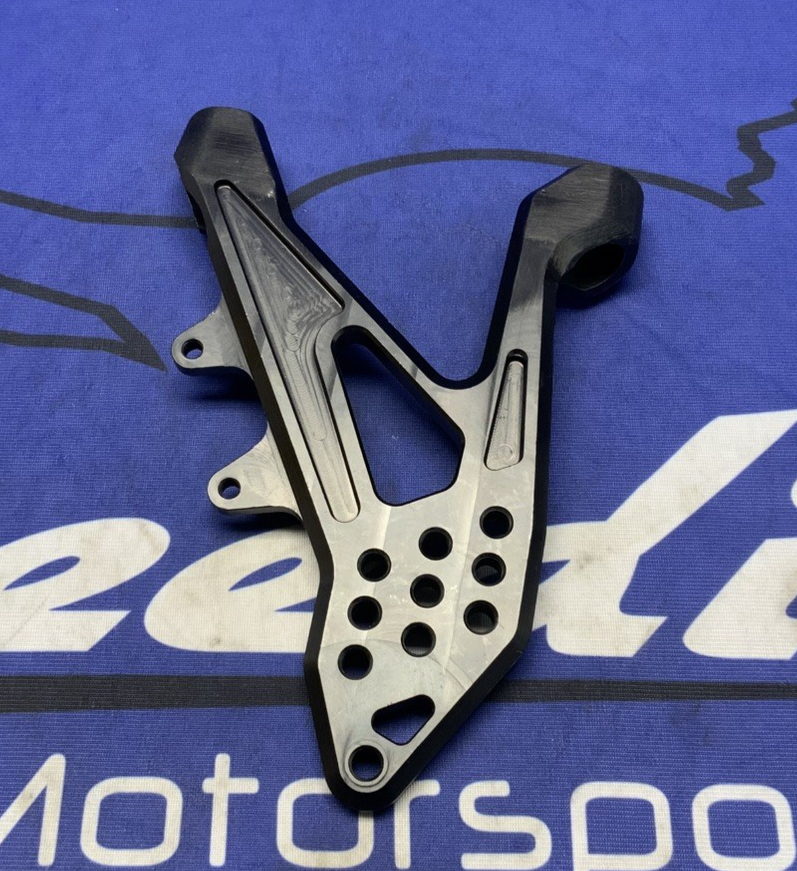 Evol Technology Right Rearset Bracket BMW S/M1000RR 2019-2026 ETP-BRA-201.1-R