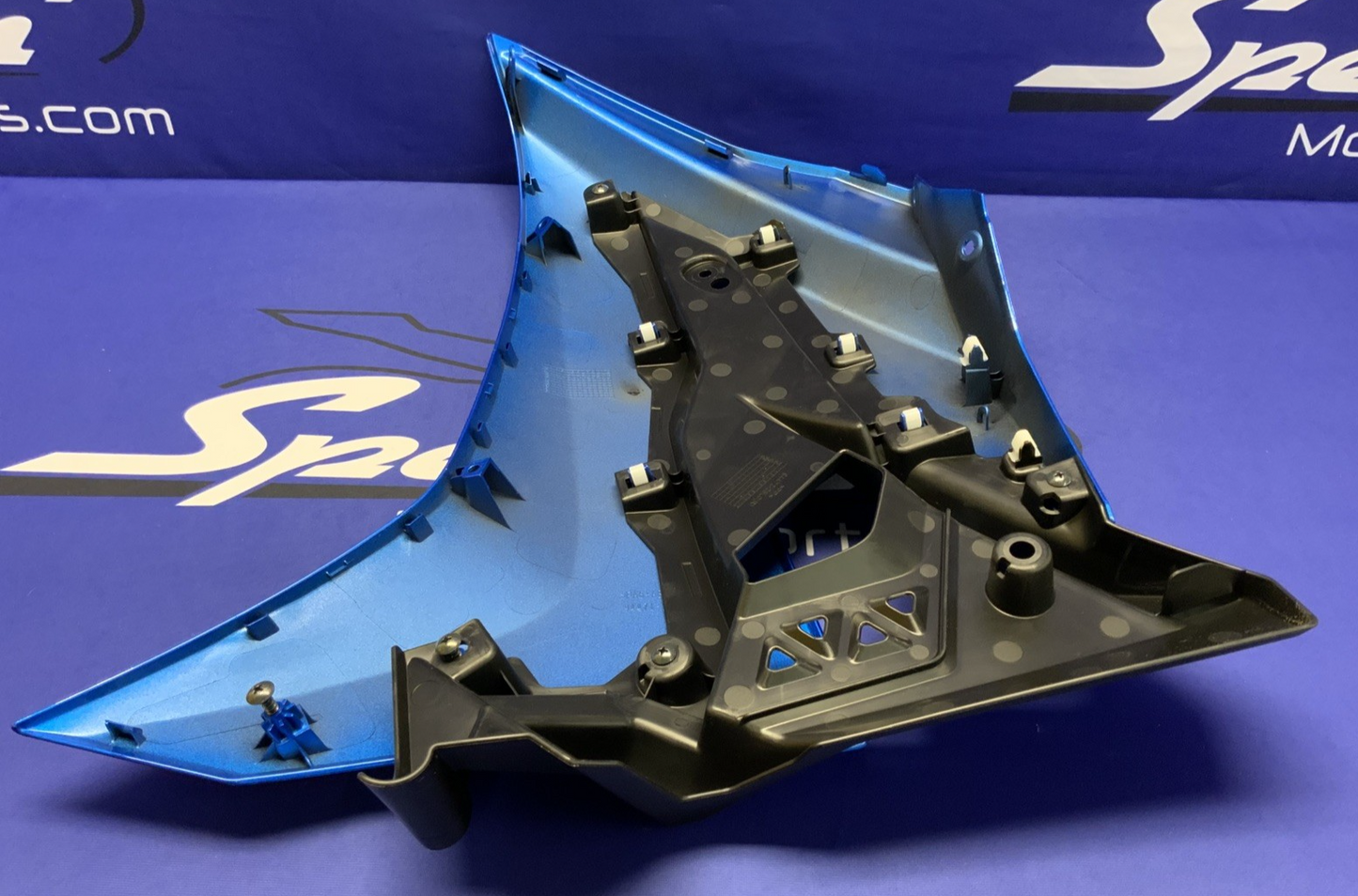 Suzuki Right Upper Fairing(Metallic Triton Blue) GSX-8R 2026 OEM 94470-25L10-YSF