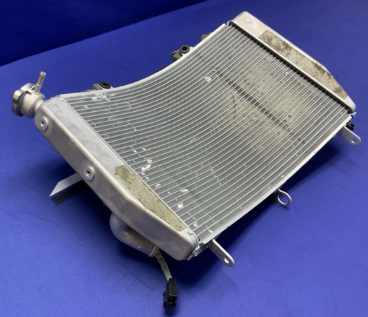 Yamaha Radiator Assembly W/ Fans YZF-R6 2017-2020 OEM BN6-12461-00-00