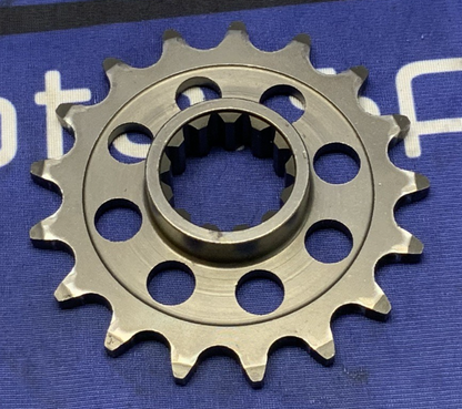 Alpha Racing Sprocket 520 T17 S1000RR 2019-2025 2772B001A17