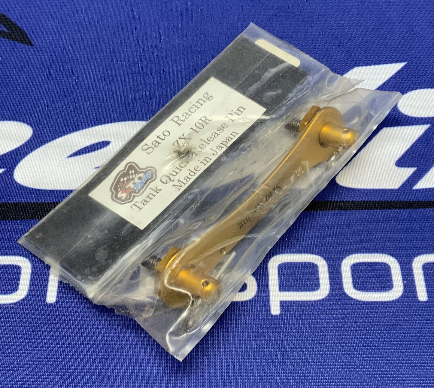 SatoRacing Quick Realese Tank Pin ZX-10 2004-2005 K-ZX10-GD