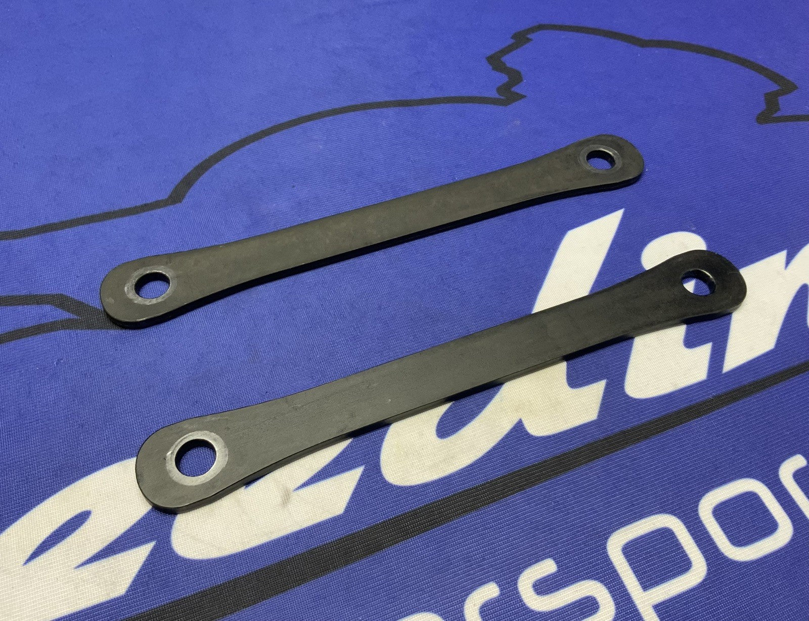 Triumph Rear Suspension Link Set Street Triple RS 765 2023-2026 OEM T2057973