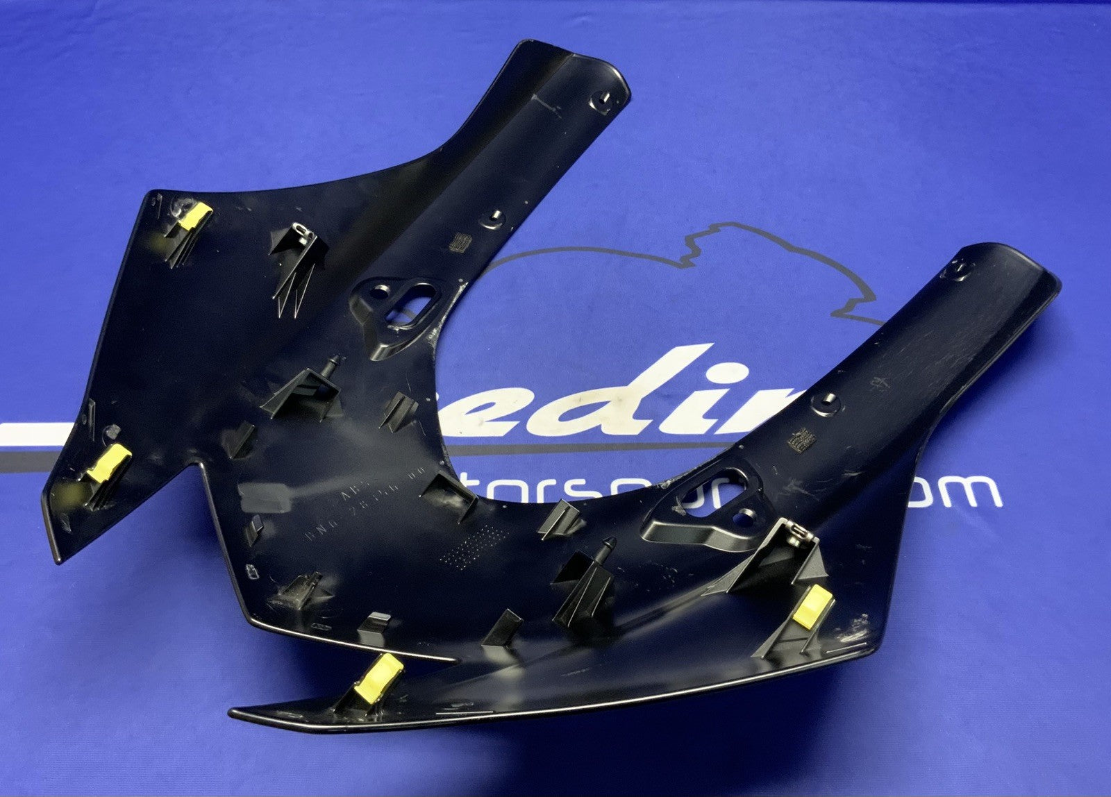 Yamaha Upper Cowling (Raven Black) YZF-R6 2017-2026 OEM BN6-Y283G-W0-P1-2