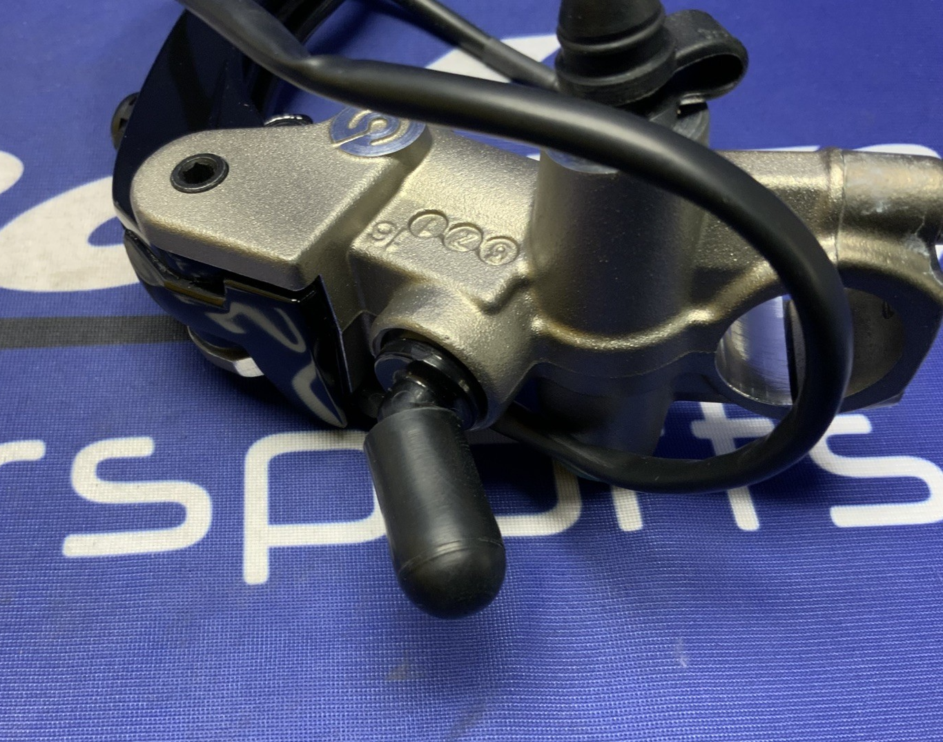 Kawasaki Front Master Cylinder Assembly Ninja ZX-10R 2016-2020 OEM 43015-0668