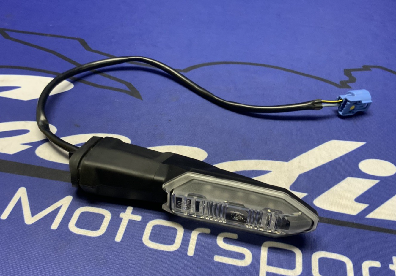 Kawasaki Right Rear Turn Signal ZX-4R/RR 2023-2025 OEM 23037-0550