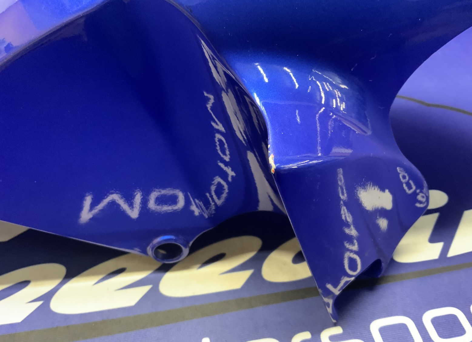 Yamaha Front Fender (Painted Blue) YZF-R6 2006-2010 OEM 2C0-21511-01-P3