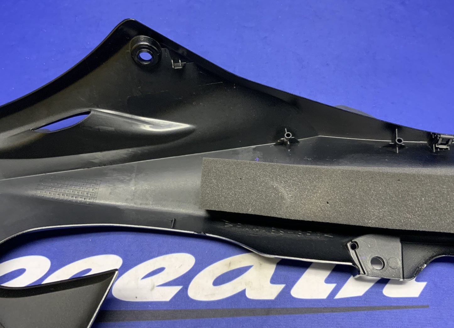 Yamaha Left Upper Fairing (Raven Black) YZF-R6 2017-2026 OEM BN6-2117V-00-P1-1