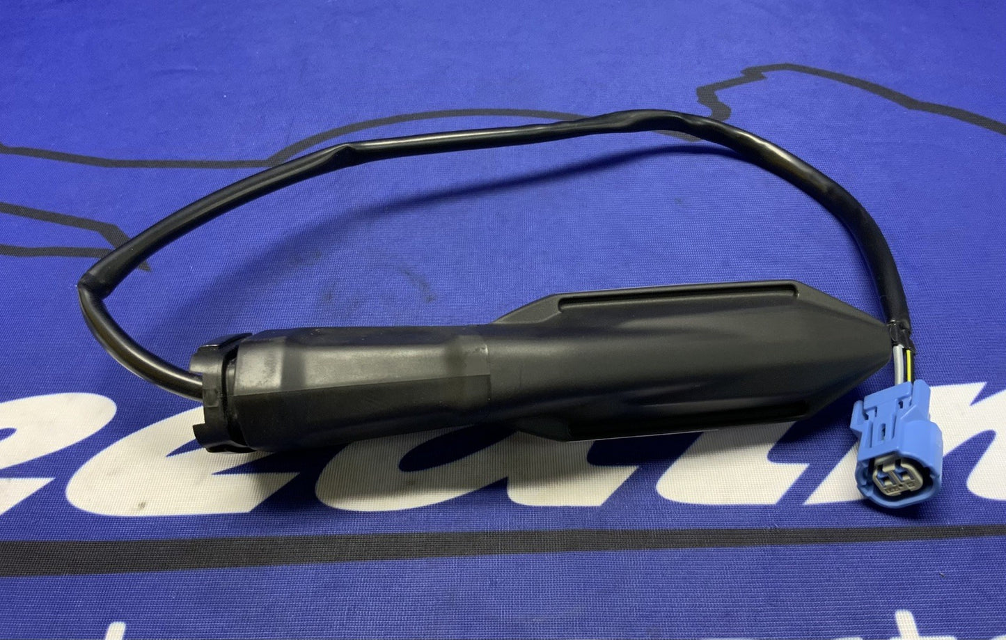 Kawasaki Right Rear Turn Signal ZX4R/RR 2023-2026 OEM 23037-0550-2