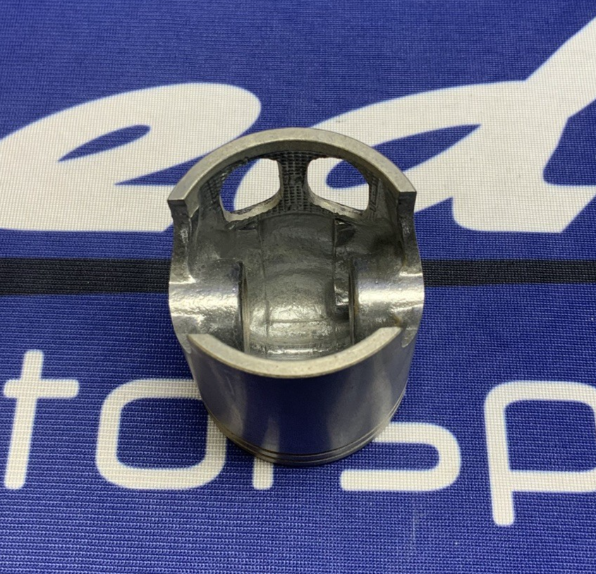 Yamaha Standard Piston YSR50 1987-1992 OEM 3T2-11631-01-97
