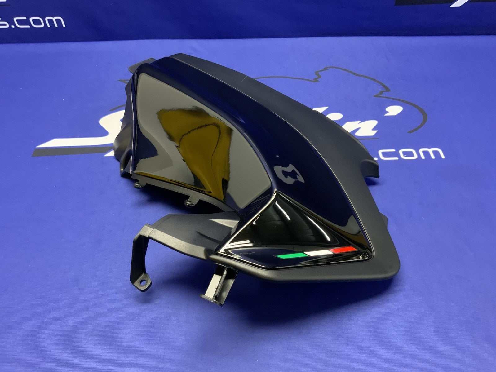 Ducati Left Tank Fairing (Thrilling Black) Panigale V2 20-25 OEM 4801B041AD-2