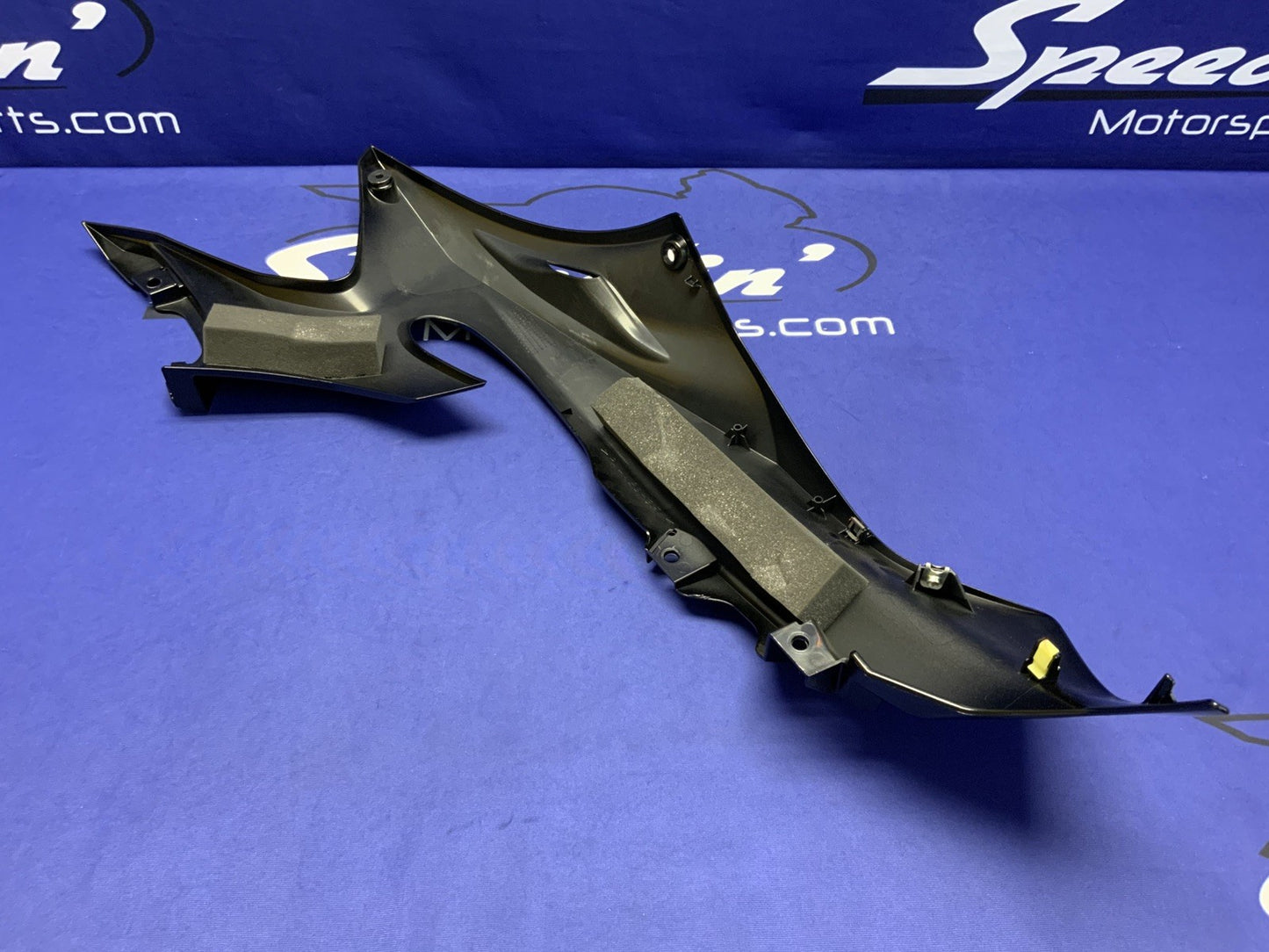 Yamaha Left Upper Fairing (Raven Black) YZF-R6 2023-2026 OEM BN6-2117V-00-P1-4