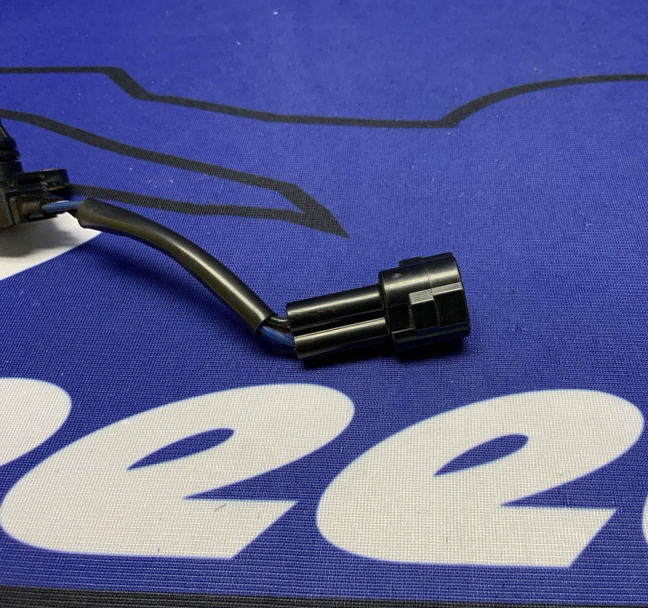 Suzuki Cam Position Sensor GSX-R 600/750 2006-2024 OEM 33220-01H01