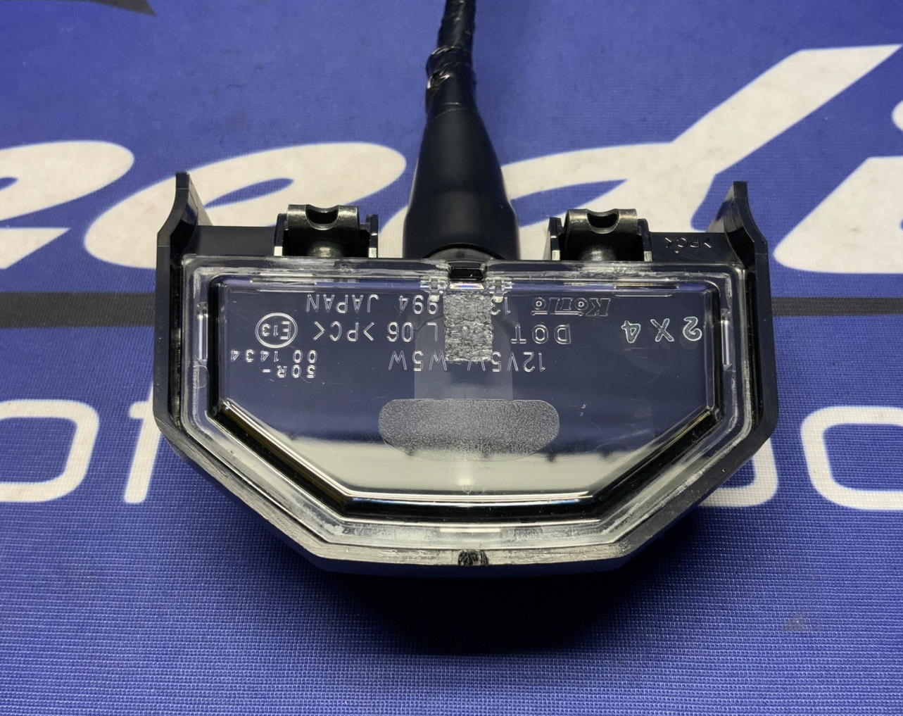 Yamaha License Plate Light YZF-R7 2022-2025 OEM B5U-84745-00-00