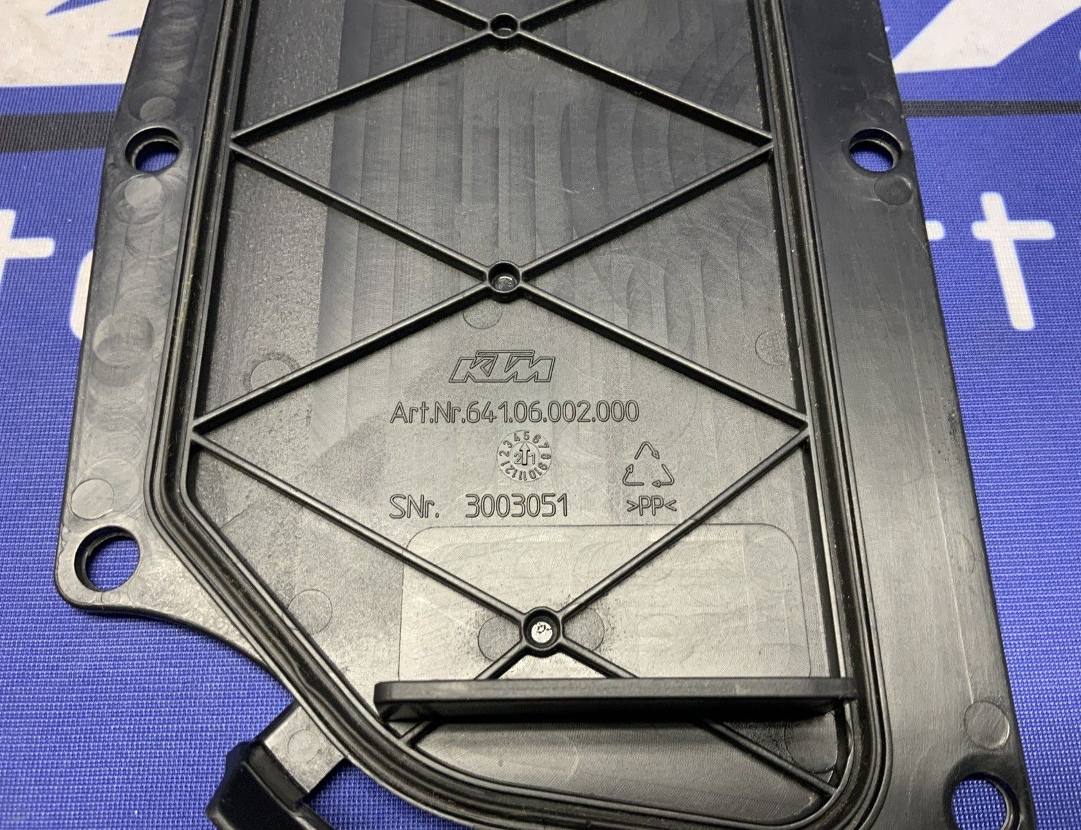 KTM Air Box Lid 890 Duke R 2020-2023 OEM 64106002000