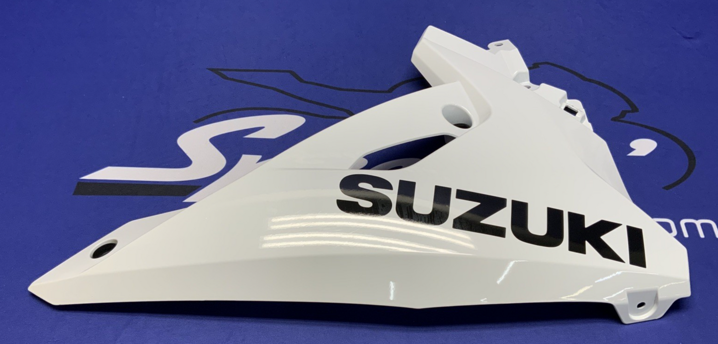 Suzuki Right Lower Fairing (Pearl Tech White) GSX-8R 2026 OEM 94470-25L20-QU2
