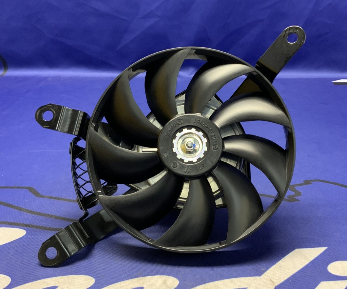 Suzuki Right Radiator Fan Assembly GSXR 1000/R 2017-2025 OEM 17810-17K00