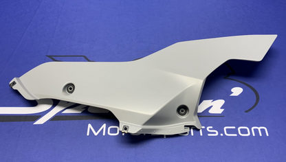 Yamaha Right Lower Fairing (Gray) YZF-R6 2017-2024 OEM BN6-28395-00-P4