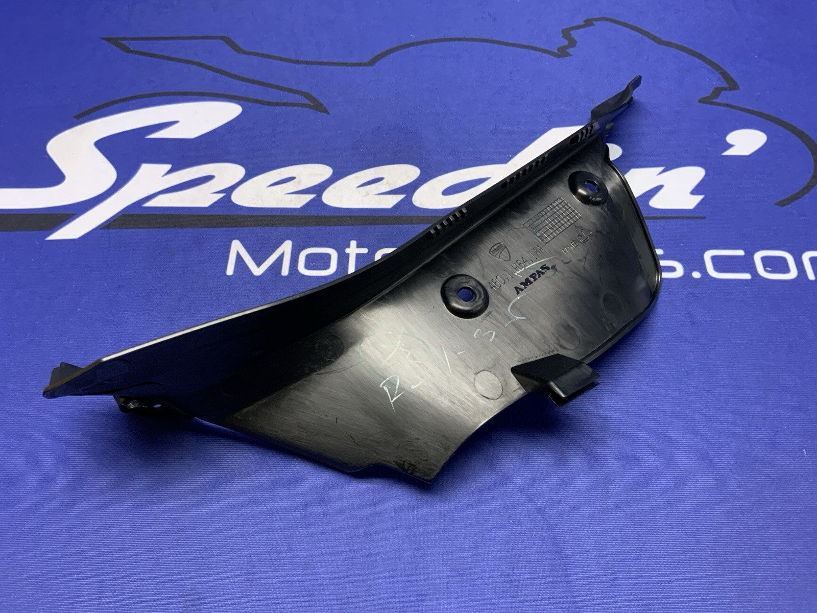 Ducati Right Side Body Cowl Cover Panigale V2 2020-2025 OEM 4601H641AA