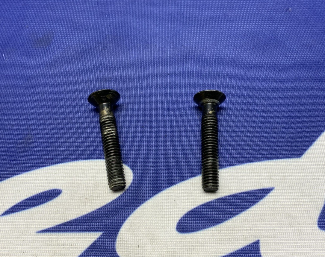 Kawasaki Right Mirror Assembly GPZ1000RX 1986-1987 OEM 56001-1251