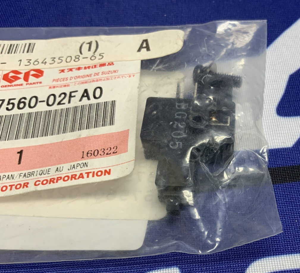 Suzuki Clutch Switch Assembly GSX1300R 99-24 OEM 57560-02FA