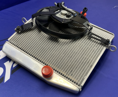 Kawasaki Radiator Assembly W/ Fan ZX-6R 2019-2022 OEM 39060-0708