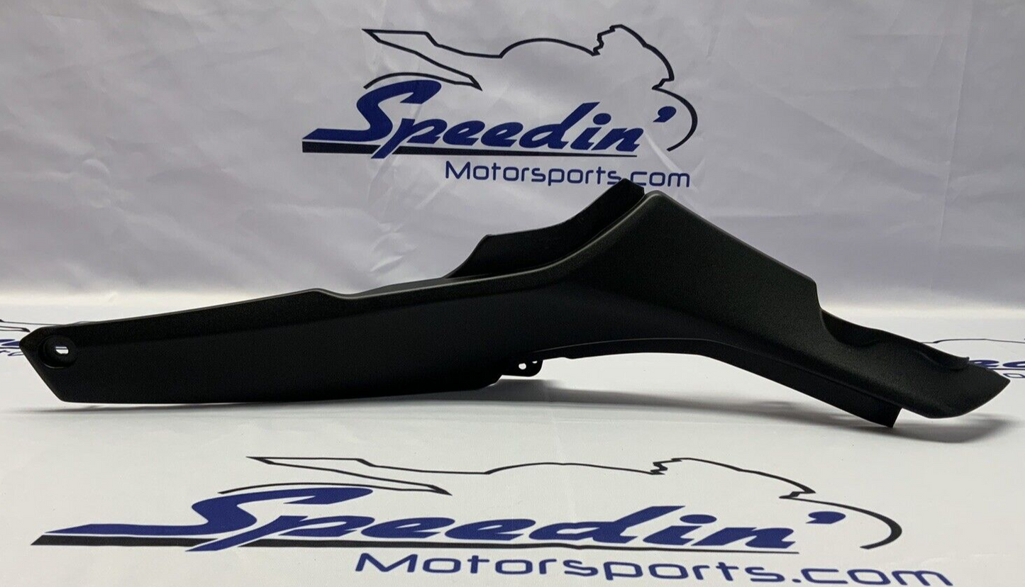Yamaha Right Seat Filler Trim Yamaha YZF-R7 2022-2025 OEM BEB-2171M-00-00