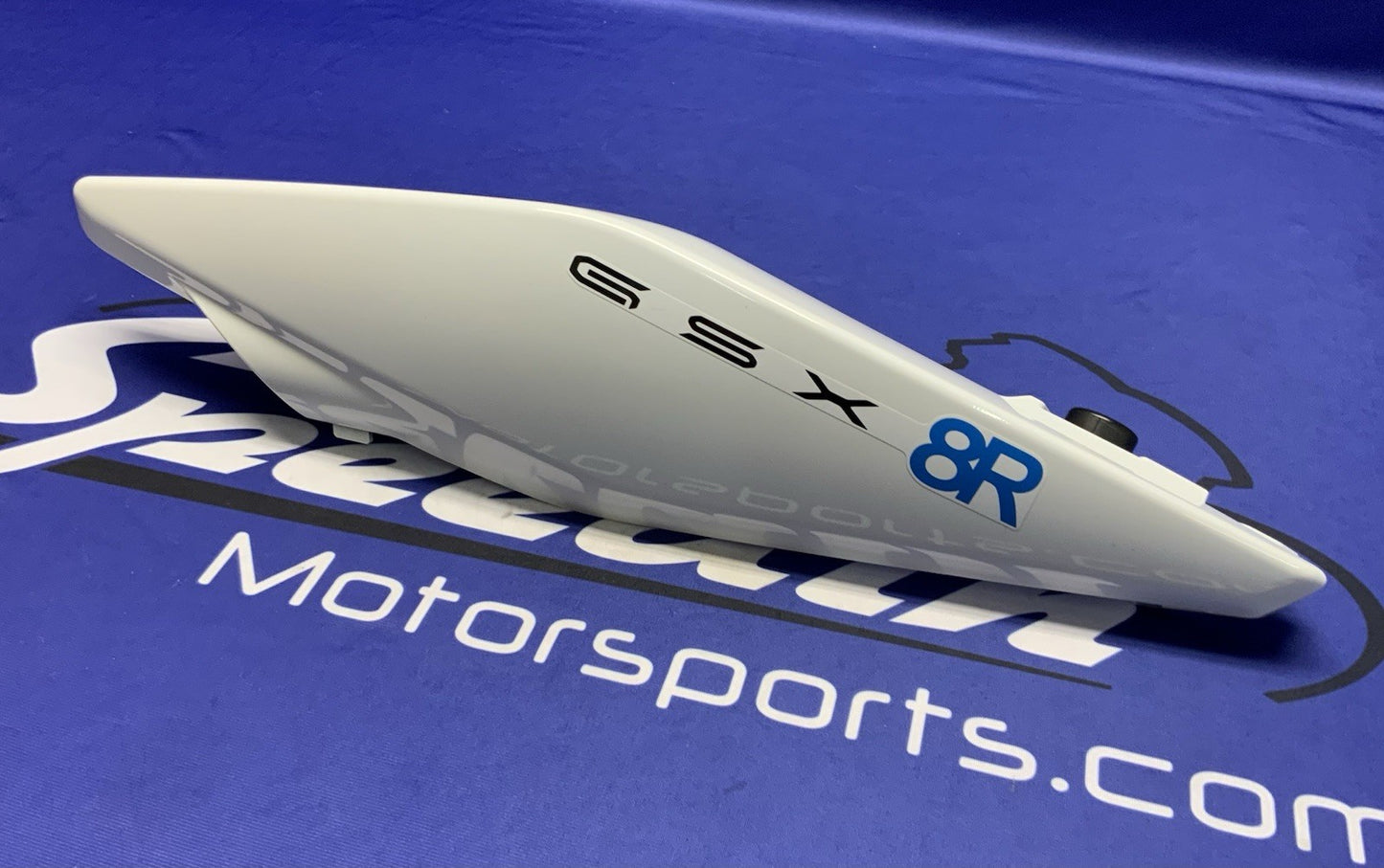Suzuki Left Tail Fairing (White) GSX-8R/S 2023-2026 OEM 47210-25L11-QU2