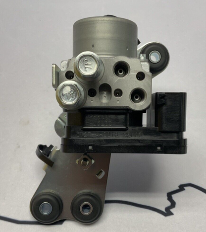 Suzuki Hydraulic ABS Unit GSX-8R 2023-2025 OEM 55610-25L00