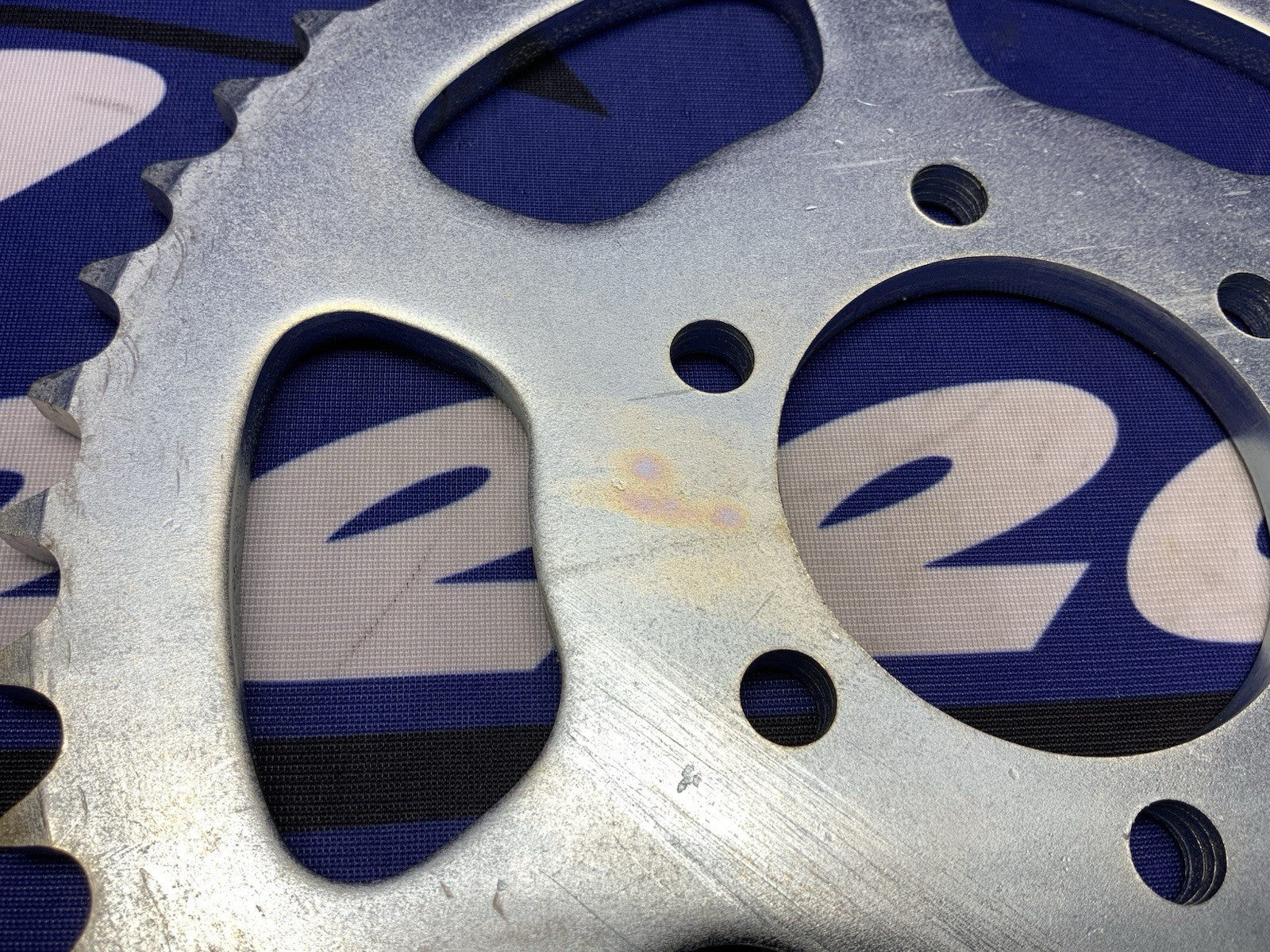 Sunstar Rear Wheel Drive Sprocket Suzuki GS 400/425/450 1977-1983 OEM S-44000R