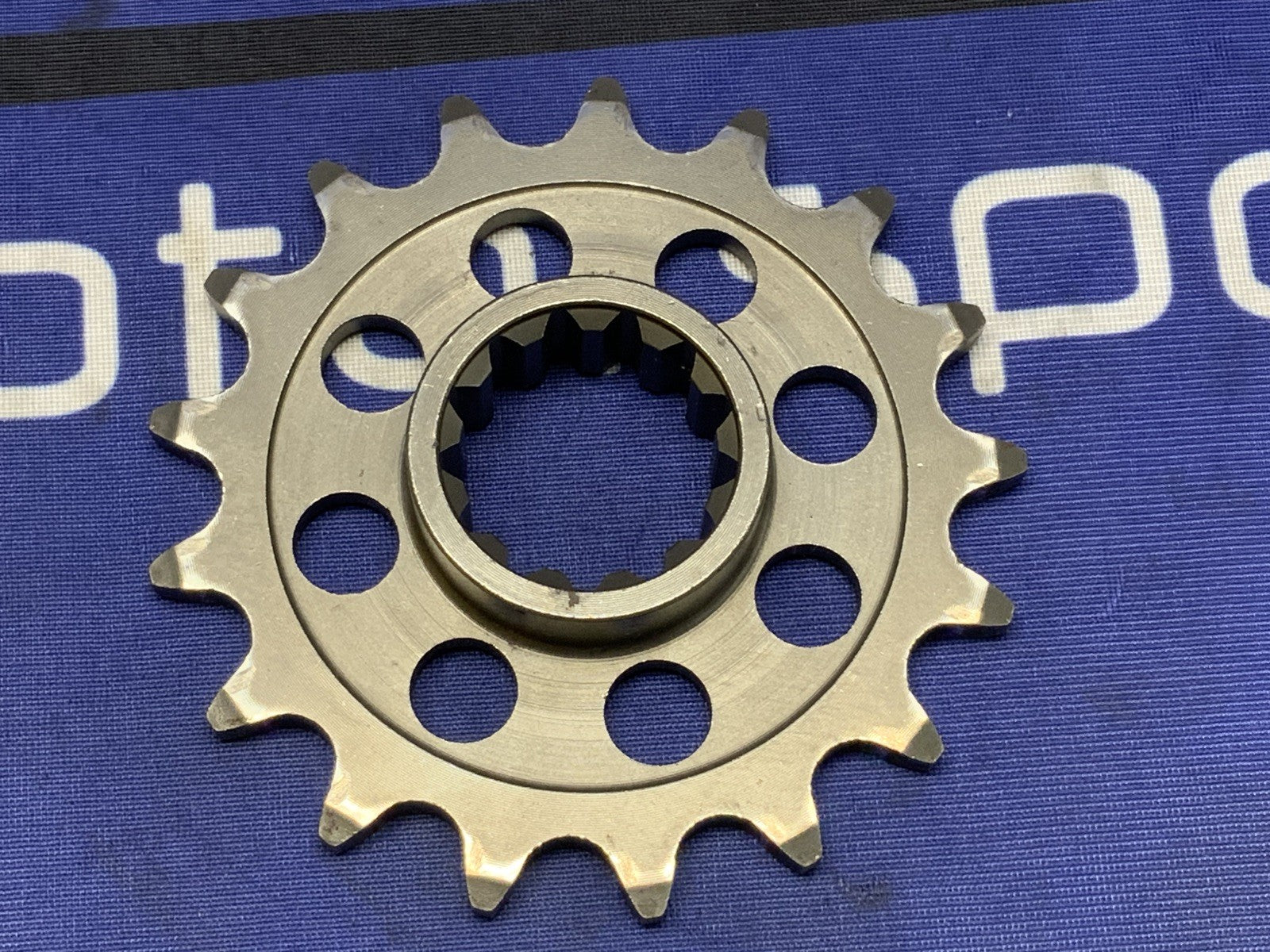 Alpha Racing Sprocket 520 T17 S1000RR 2019-2025 2772B001A17