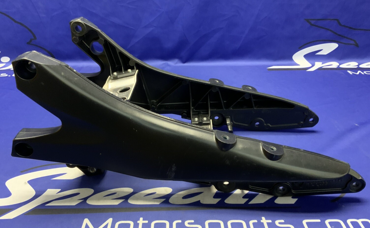 Suzuki Rear Subframe Assy GSXR 600 2006-2007 OEM 41211-01H00-YAP