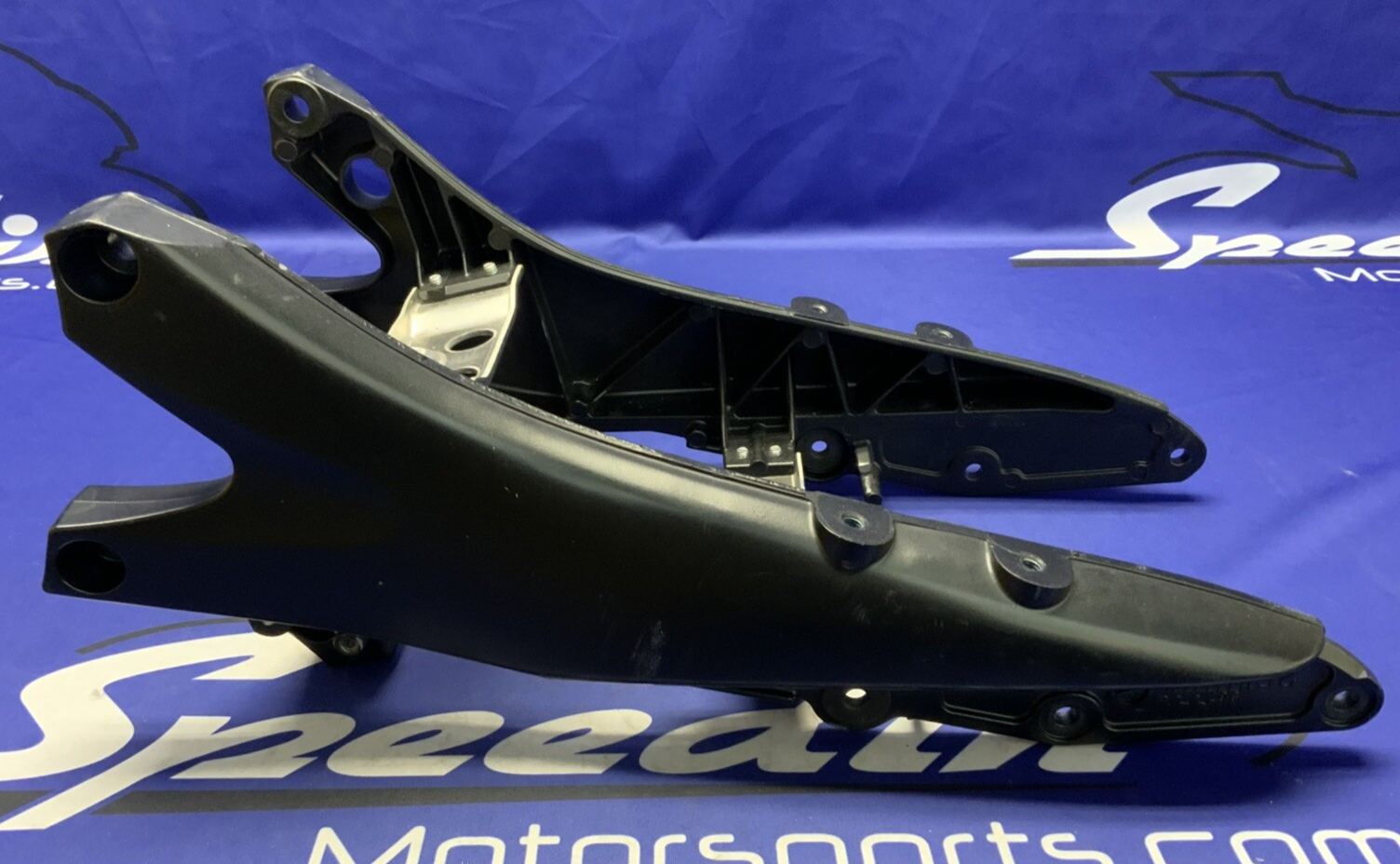Suzuki Rear Subframe Assy GSXR 600 2006-2007 OEM 41211-01H00-YAP
