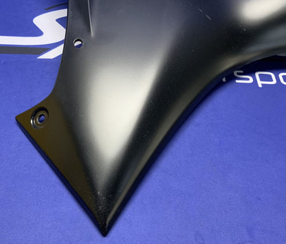 Yamaha Right Fairing (Raven Black) YZF-R6 2017-2026 OEM BN6-2835V-00-P1-1