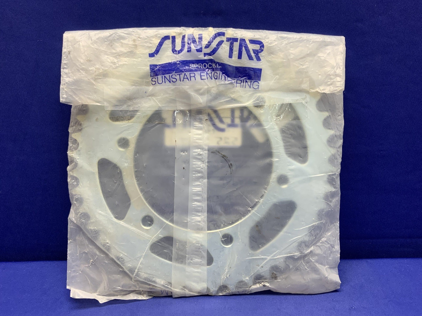 Sunstar Rear Steel Sprocket Suzuki GSX-R 600/750 1997-2000 525 44T 2-452344