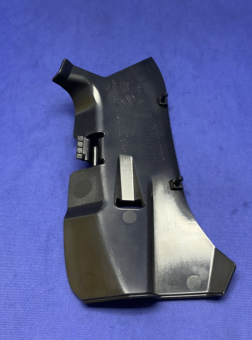 Left Inner Fairing Cover (Matte Black) Panigale V2 2020-2025 OEM 46017032A