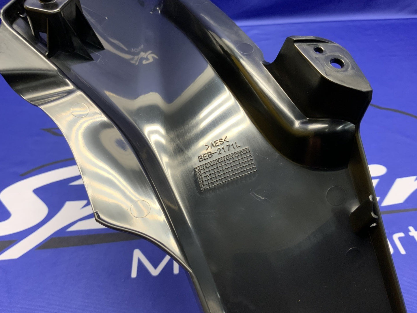 Yamaha Left Seat Filler Trim Yamaha YZF-R7 2022-2025 OEM BEB-2171L-00-00