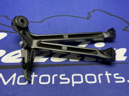 Suzuki Right Passenger Foot Rest GSXR 600/750 2016-2026 OEM 43600-14J30-2