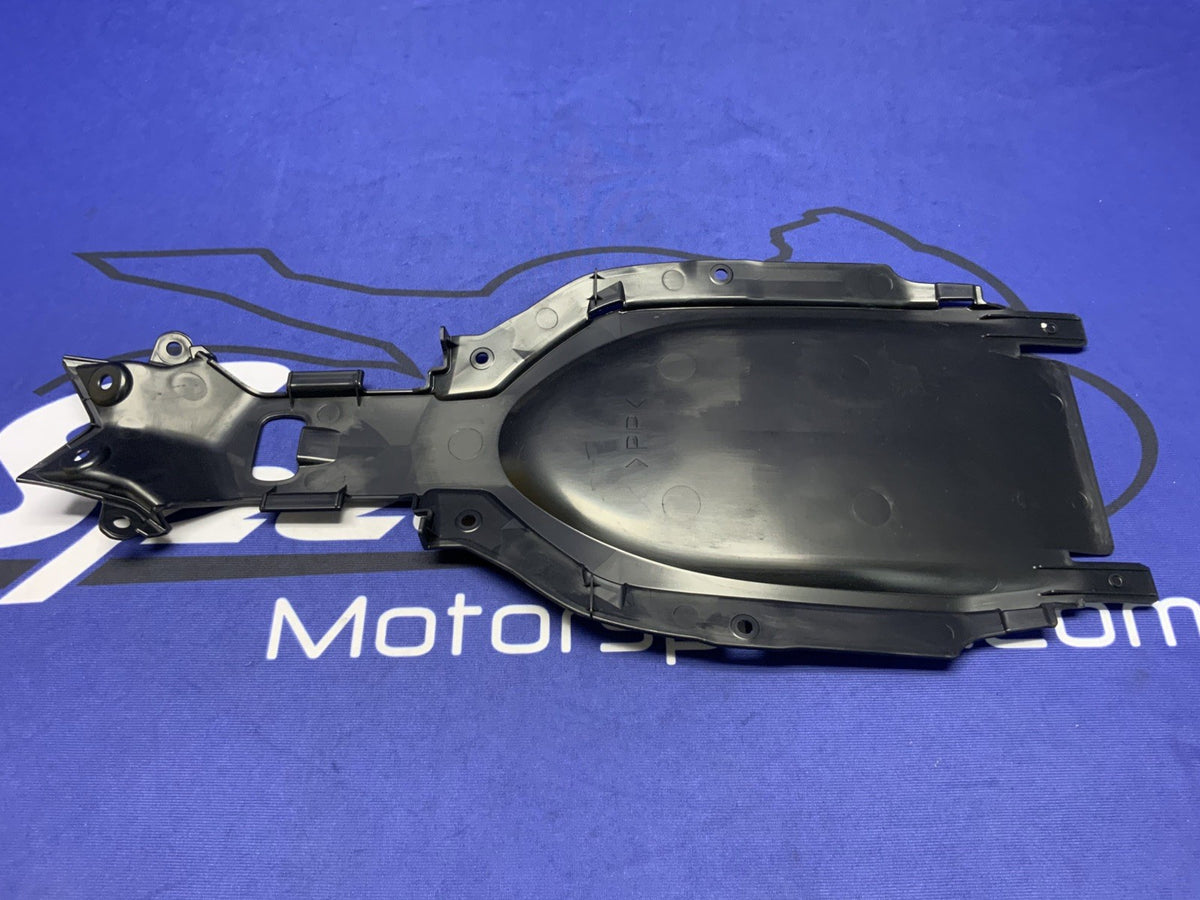 Yamaha Rear Fender Cover YZF-R9 2025-2026 OEM BKN-21651-00-00