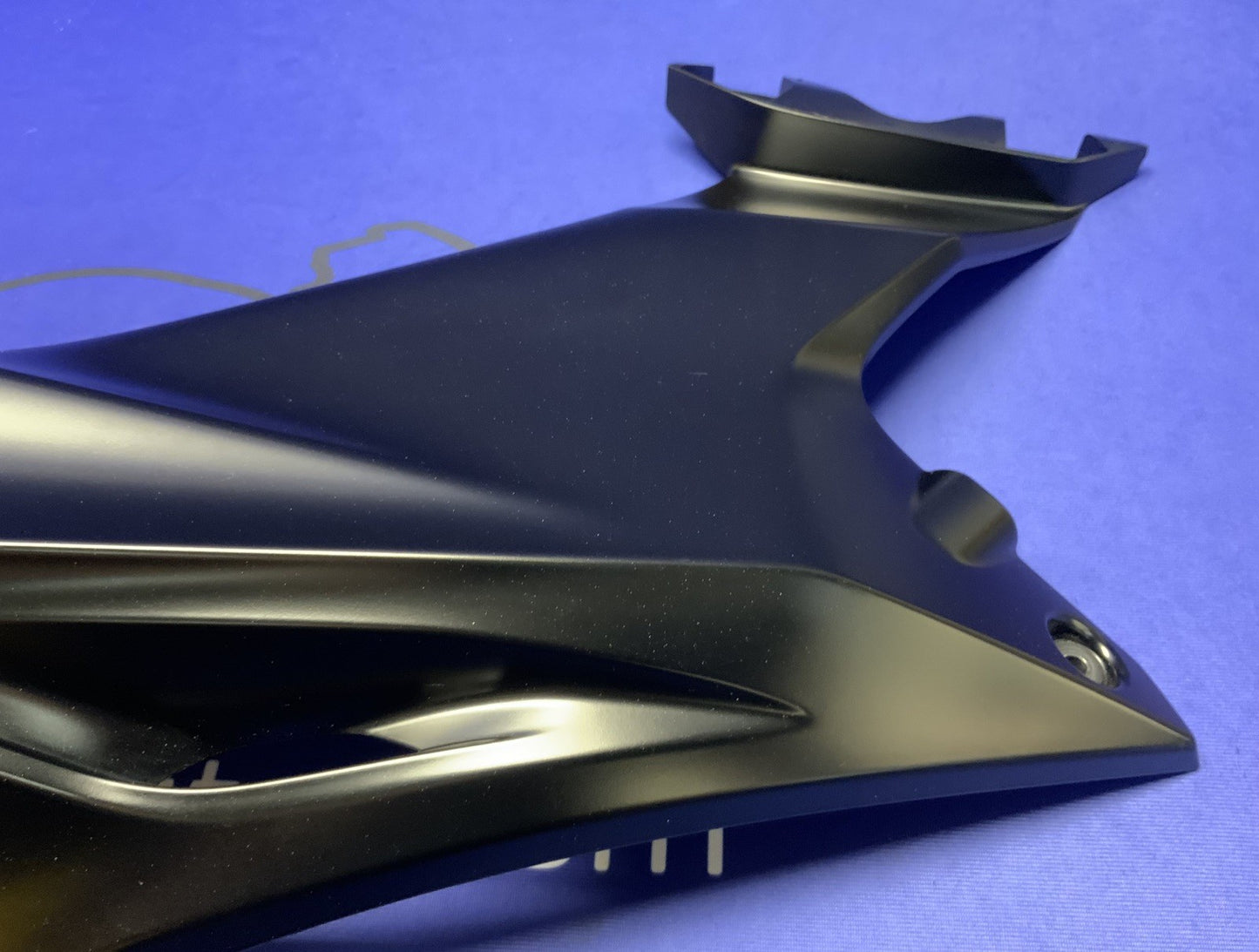 Yamaha Right Upper Fairing (Raven Black) YZF-R6 2017-2026 OEM BN6-2117W-00-P1-1