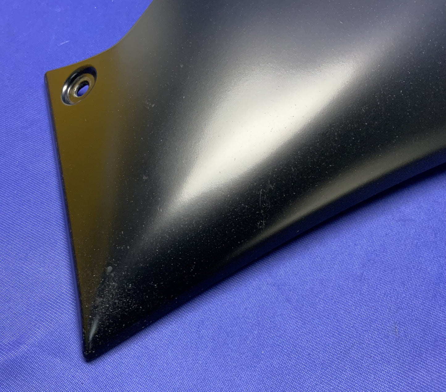 Yamaha Right Fairing (Raven Black) YZF-R6 2017-2026 OEM BN6-2835V-00-P1-1