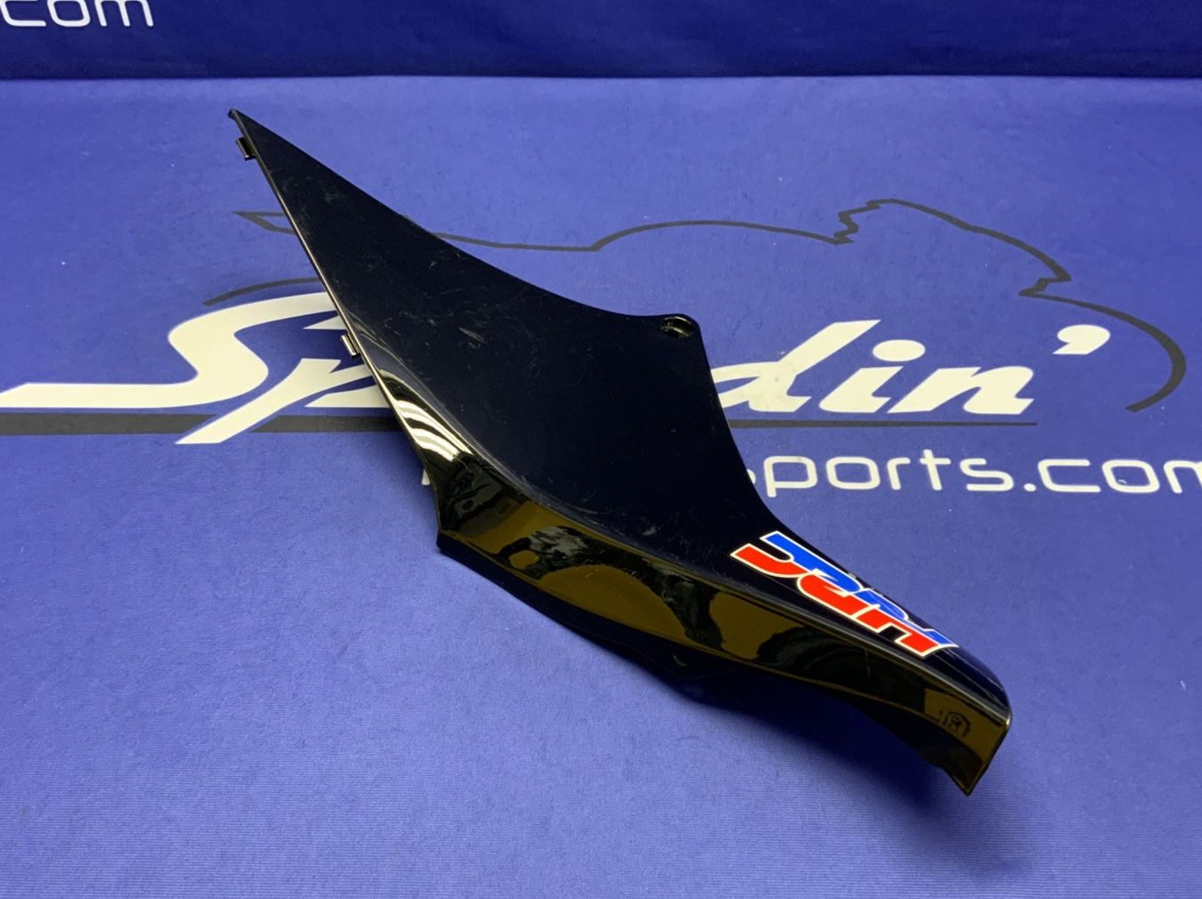 Honda Right Side Cover Black CBR600RR 2014-2016 OEM 83601-MJC-A00ZC