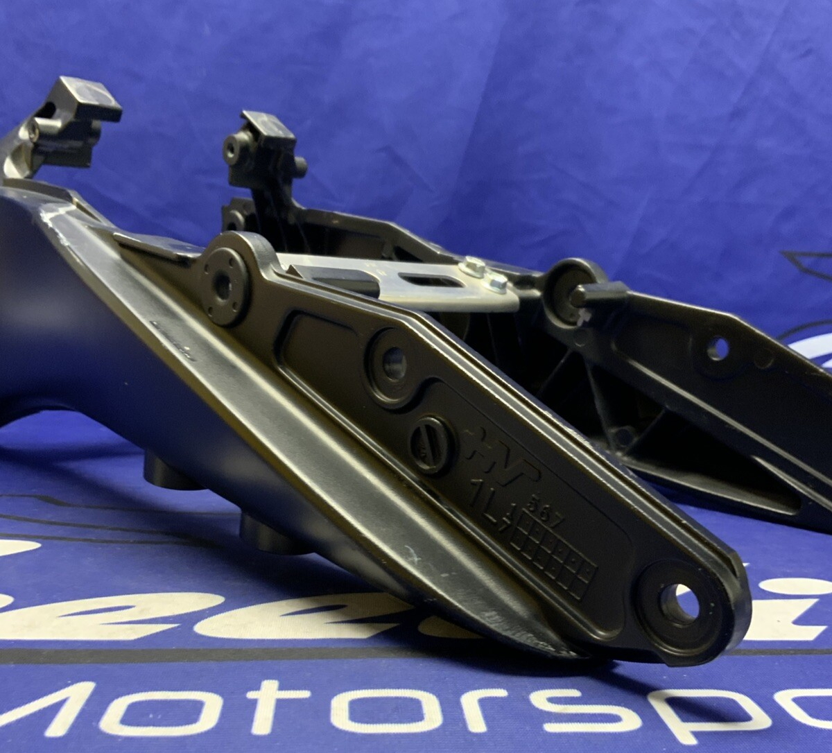 Suzuki Rear Subframe Assy GSXR 600 2006-2007 OEM 41211-01H00-YAP
